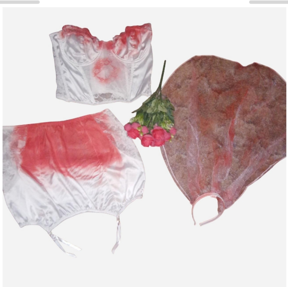 Plus Dollskill killer bride costume set